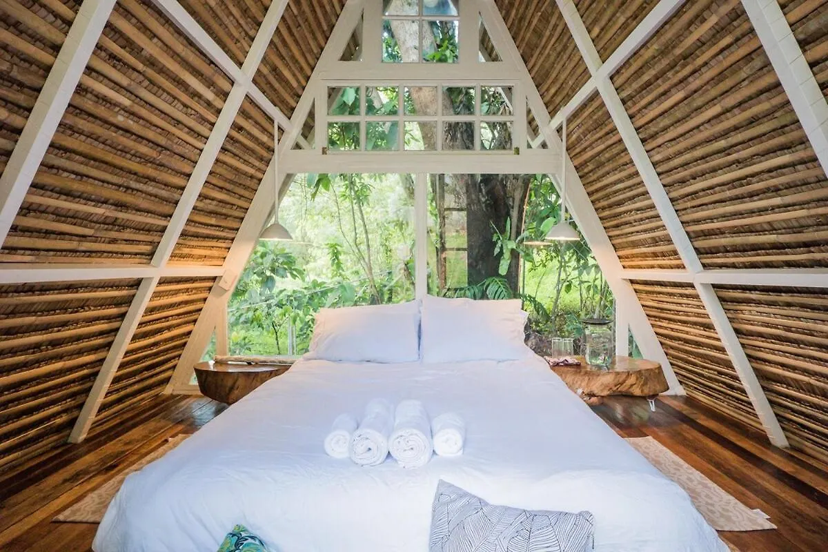 Sangley Nest Eco Home With Self-Service Breakfast - Pet Friendly, Big Garden, Monkeys! Santa Rita  Philippines
