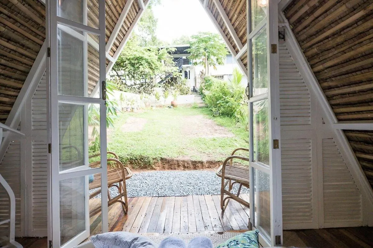 Sangley Nest Eco Home With Self-Service Breakfast - Pet Friendly, Big Garden, Monkeys! Santa Rita  0*, Santa Rita (Zambales) Philippines