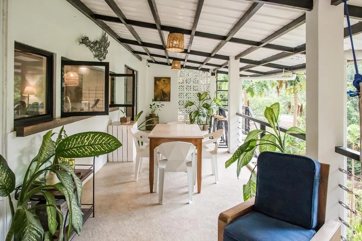 Sangley Nest Eco Home With Self-Service Breakfast - Pet Friendly, Big Garden, Monkeys! Santa Rita  0*, Santa Rita (Zambales) Philippines